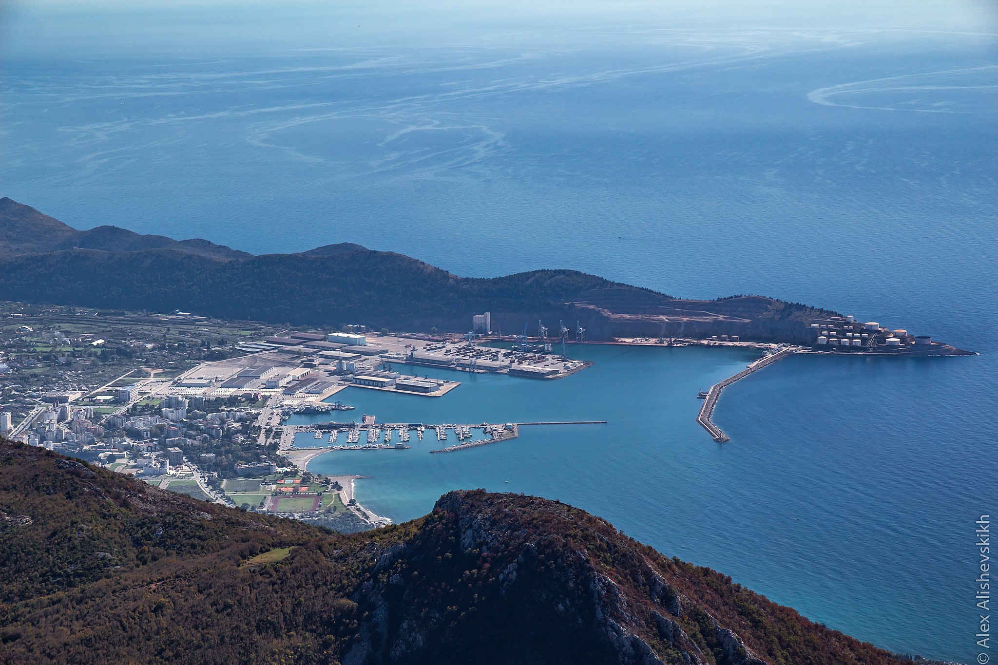 Infrastructure networks in the Western Balkans: A tug-of-war between EU and China?