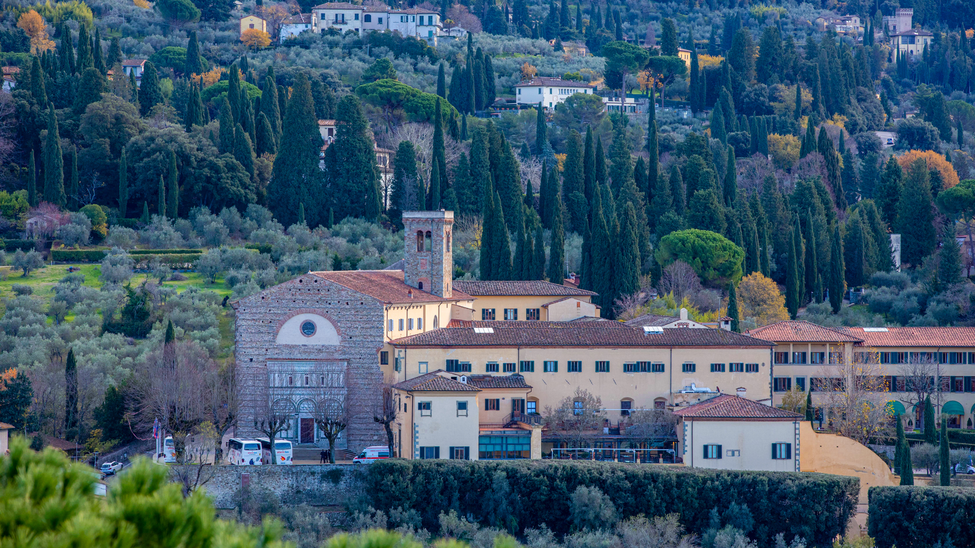 winter-badia-view-building